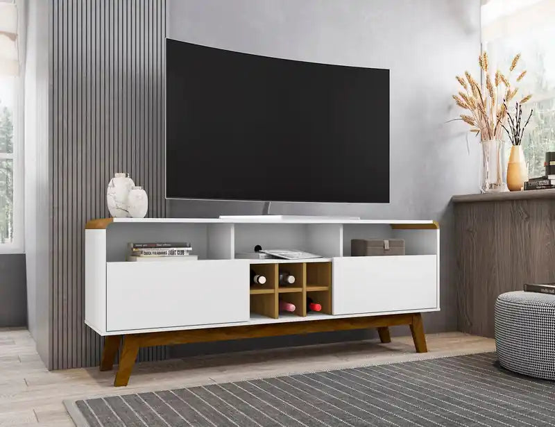 Meuble TV 62,99 po avec 5 tablettes et rangement pour le vin – blanc et cannelle