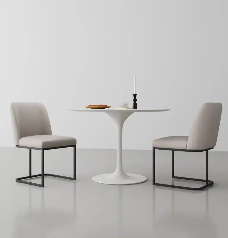Chaise de salle à manger en similicuir