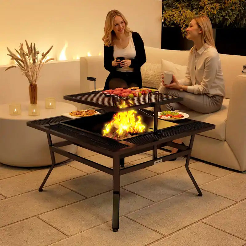 Foyer d'extérieur avec grille de cuisson réglable et tisonnier