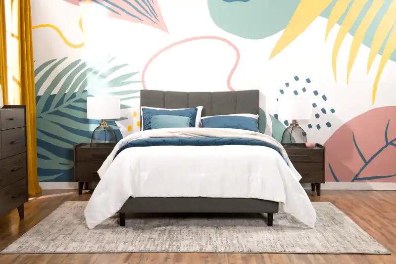 Lit plateforme tapissé en tissu taupe